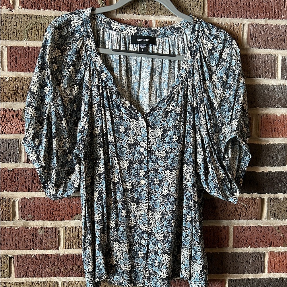 Karen Kane Blue and White Floral Button-Front Blouse